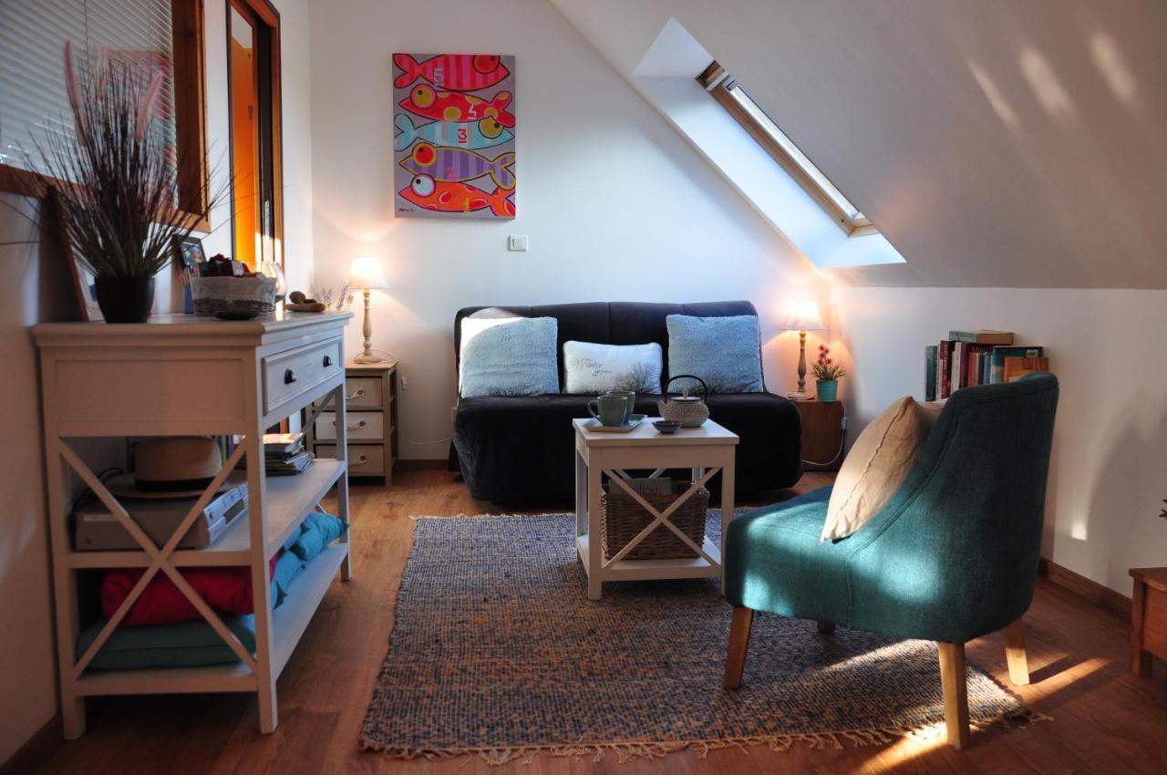 Roulotte Gites O Bien-Etre Massage Spa Sejour Bien-Etre En Hebergement Insolite Roulotte Karantez Ou En Gites Melon Ou Yock A 800 M Des Plages Maison D'Hote Drogou Porspoder Bagian luar foto