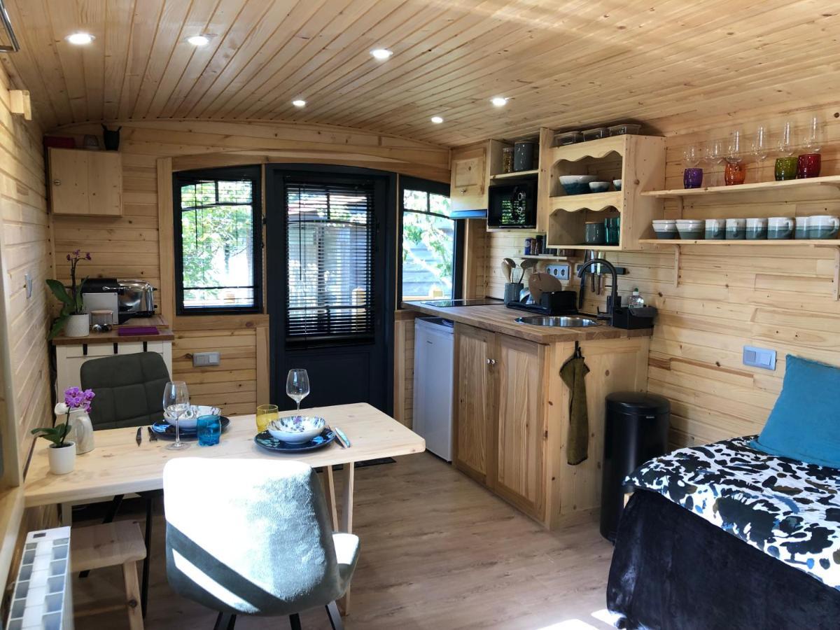 Roulotte Gites O Bien-Etre Massage Spa Sejour Bien-Etre En Hebergement Insolite Roulotte Karantez Ou En Gites Melon Ou Yock A 800 M Des Plages Maison D'Hote Drogou Porspoder Bagian luar foto
