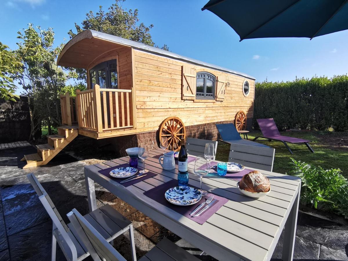Roulotte Gites O Bien-Etre Massage Spa Sejour Bien-Etre En Hebergement Insolite Roulotte Karantez Ou En Gites Melon Ou Yock A 800 M Des Plages Maison D'Hote Drogou Porspoder Bagian luar foto