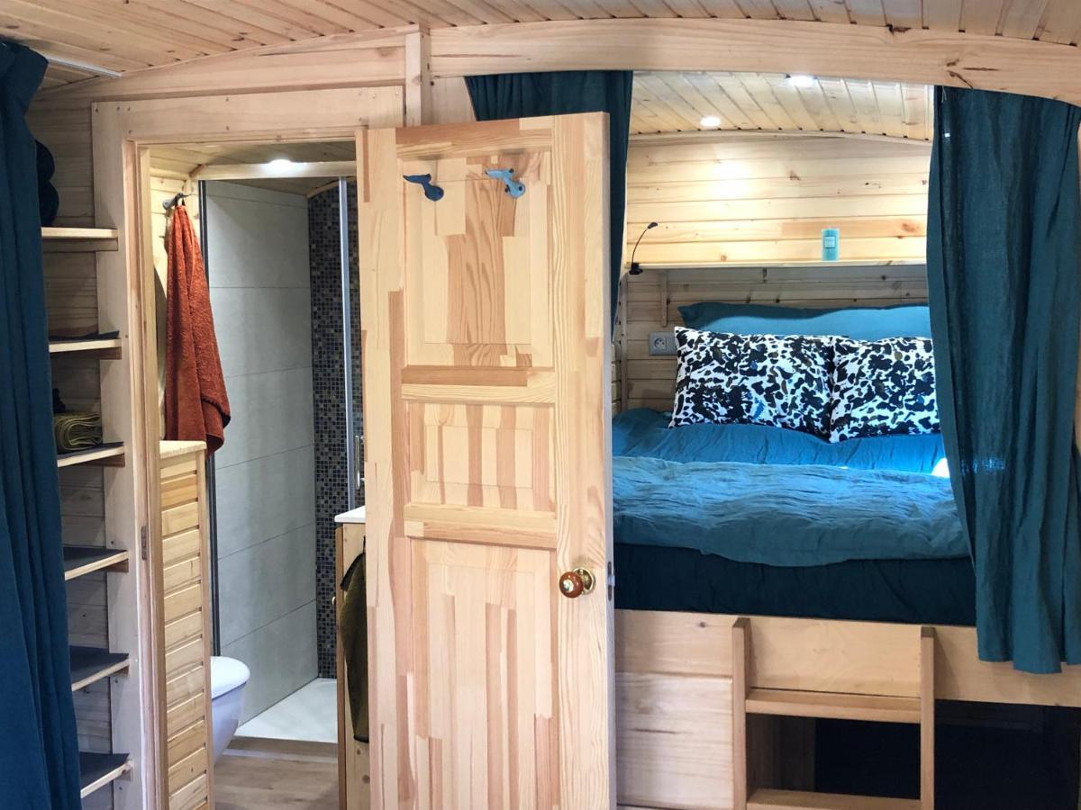 Roulotte Gites O Bien-Etre Massage Spa Sejour Bien-Etre En Hebergement Insolite Roulotte Karantez Ou En Gites Melon Ou Yock A 800 M Des Plages Maison D'Hote Drogou Porspoder Bagian luar foto